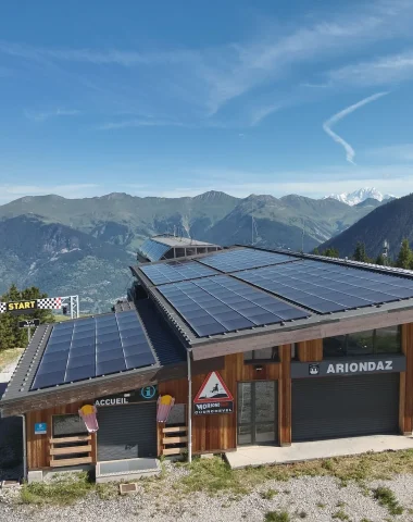 Centrale photovoltaïque de l'Ariondaz (Courchevel)